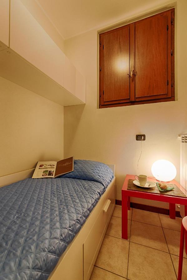 Modern Lakefront 2-Bedroom Apartment Acquaseria 외부 사진